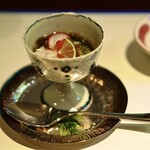 あめ婦 - もずく、山芋、イクラの酢の物