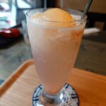 永平寺そば亭 一休 - クリームソーダ♪