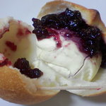 グリム - お初の方も!?パン中みせの技、爪楊枝です（笑