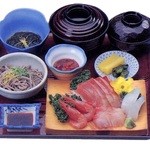 Yuunagi Sou - 刺身盛り合わせ（竹）