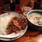 麺飯食堂 なかじま - 担々麺(辛め)＋豚肉丼セット