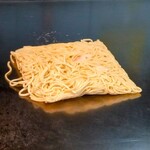 OKOじゃ - 湯来ジビエお好み焼き調理中