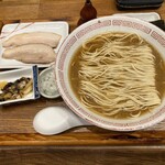 炭火焼濃厚中華そば 大覇道 - 炭火焼中華そば　烏賊いか