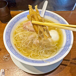 らぁめん 信 - 普通のメンマと違い、節の部分が有ります