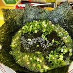 とんこつラーメン よかろうもん - 