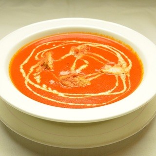 インドの5つ星ホテルで経験のあるシェフが作る絶品料理を満喫！