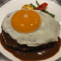 築地鉄板焼 Kurosawa - 黒毛和牛100％ハンバーグ