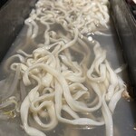 OLLE - シメのカルグクス麺投入！