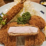 旨いとんかつ 海老フライ 文治郎 浜口店 - 