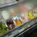 トイ トイ トイ - ショーケース