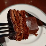 ブラッスリーオザミ丸の内 - 