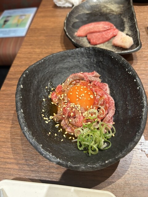 Itamae Yakiniku Issho Nakatsu Ten