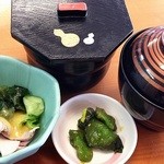 Umi No Sachi Shokudokoro Echizen - 単品メニューにプラスすることで、定食風になります。お客様オリジナルの定食をお作りくださいませ。
