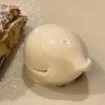 NALA - 牛乳アイス