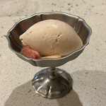 NALA - デザート➀犀川産白桃の作り立てアイス