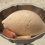 NALA - 犀川産白桃の作り立てアイス