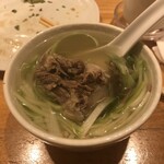 牛タンの笑や - テールスープ