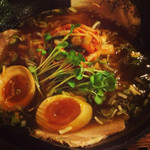 Chuka Men Isshi Souren - 佐介ラーメン