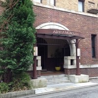 芦屋モノリス - 旧逓信省の建物をリノベーション