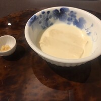 ゆば泉 宝ヶ池店 - おたたかい汲み上げ湯葉　生姜、割り醤油