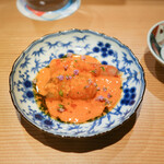 東麻布 天本 - 増毛のボタンエビ、奥尻のウニ紹興酒漬け