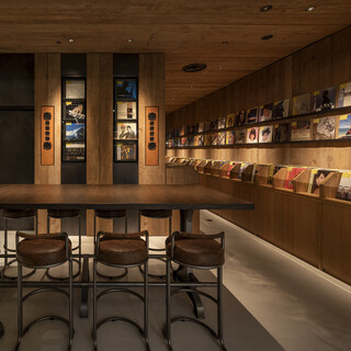 レコードショップ｜ジャズを中心に4,000枚のレコードを販売