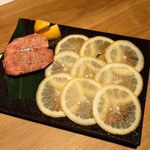 すすきの焼肉きらく - 