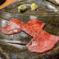 カルネジーオ イースト - 