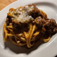 カルネジーオ イースト - 