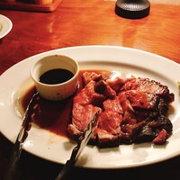 カルネジーオ イースト - 