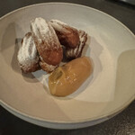 Oil  - 自家製チュロスとキャラメルソース