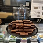 Chocolaterie 4 - お好きなチョコレートをどうぞ〜なんて太っ腹。