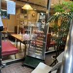 スマトラカレー 共栄堂 - 地下一階の入り口