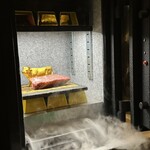 VinIX - 開けると…