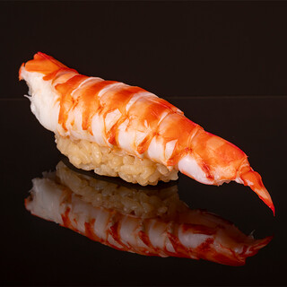 経験が裏づける目利き-市場直送-旬食材の選定