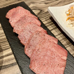 焼肉 ジャンボ 本郷店 - 黒毛和牛上タン