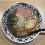 貝出汁らぁ麺 海美風 - 貝出汁醤油らぁ麺　850円（税込）