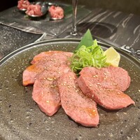 焼肉SEJONG 栄店 - 王様のタン