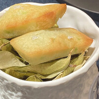 レストラン ローブ - 枝豆のフィナンシェ