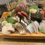 釣か飯 - 刺身盛り合わせ(2人前)