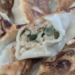 中国料理 東昇餃子楼 - 焼き餃子　断面