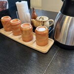 うなぎの与助 - 暑い時期は冷たいほうじ茶