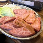 焼肉 東山食堂 - 和牛ロース