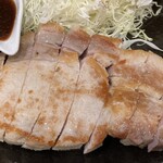 とんかつ 美濃屋 - 見た目だけでも美味しいのがわかる！