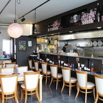 ラーメン工場 無双  - きれいな店内は、季節のイベント事にその趣を変えます。