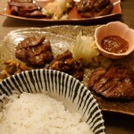 스미야키 규우탄 히가시야마 Ekie 히로시마점