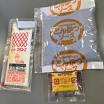 こだわりとんかつひかり亭 - ソース、マヨネーズ、からしも付属します