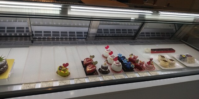 パティスリー・ロジ 本八戸｜青森県八戸市のケーキ専門店