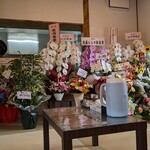 香福 - 店内にもお花がいっぱい