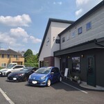 Garage Cafe and Bar monocoque - 